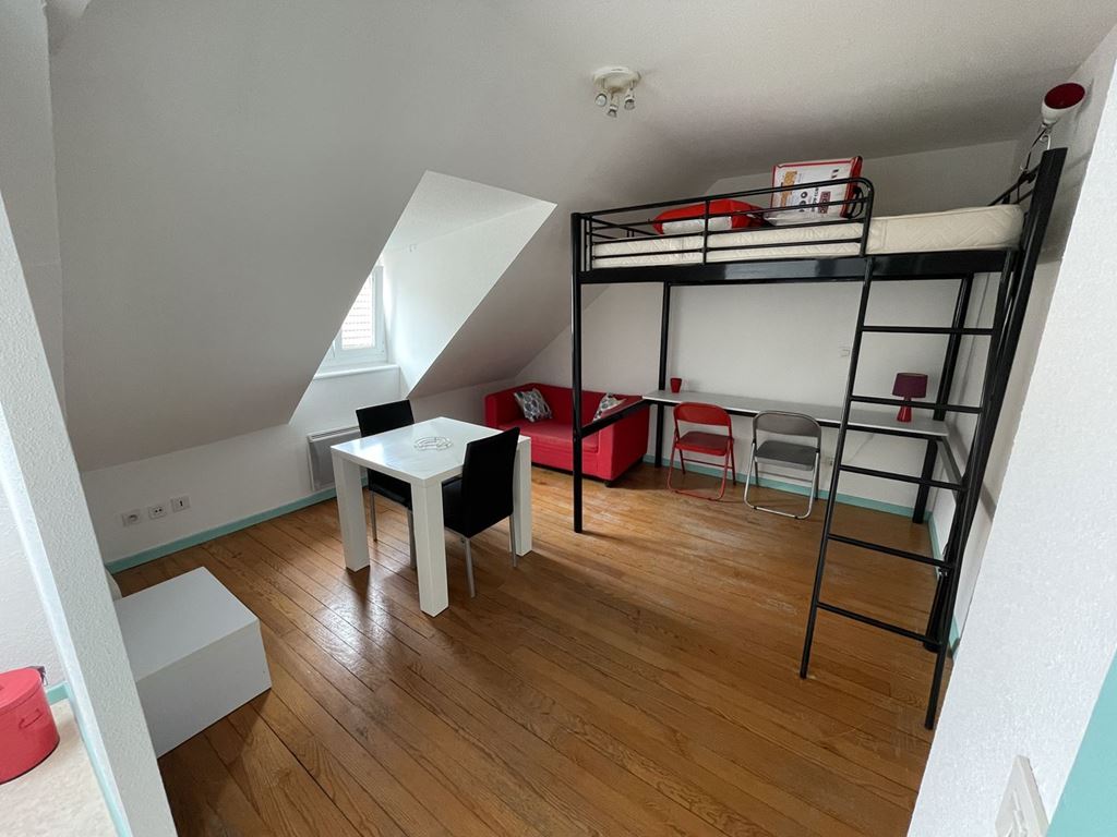 Appartement Studio VESOUL 365€ ROUGE IMMOBILIER