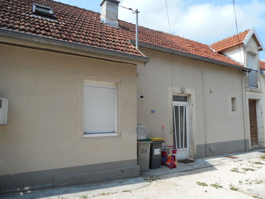 Maison ECHENOZ LA MELINE 82500€ ROUGE IMMOBILIER Maison ECHENOZ LA MELINE 82500€ ROUGE IMMOBILIER
