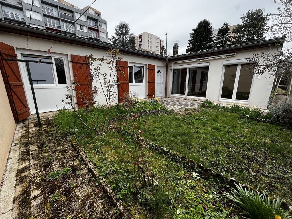 Maison de plain pied VESOUL 137000€ ROUGE IMMOBILIER Maison de plain pied VESOUL 137000€ ROUGE IMMOBILIER
