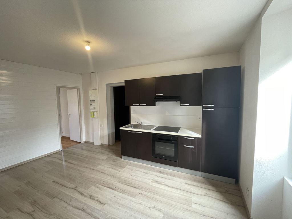 Appartement F1 bis VESOUL 410€ ROUGE IMMOBILIER