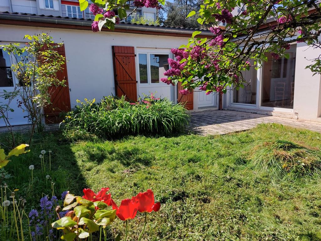 Maison de plain pied VESOUL 137000€ ROUGE IMMOBILIER Maison de plain pied VESOUL 137000€ ROUGE IMMOBILIER