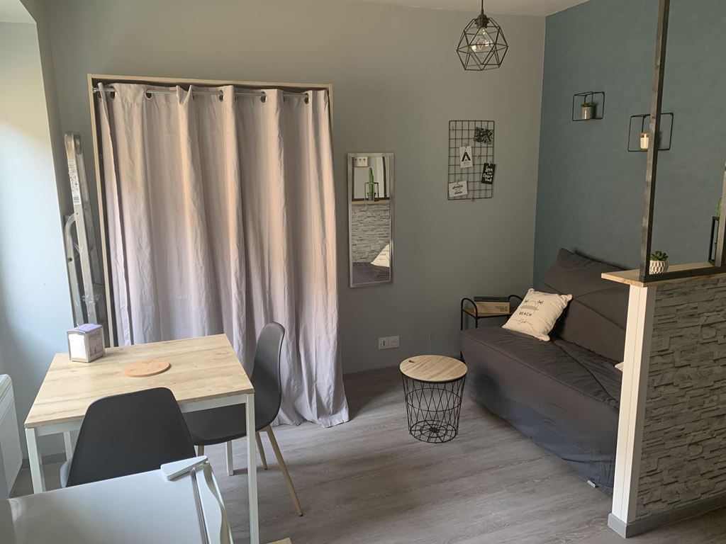 Appartement Studio VESOUL 322€ ROUGE IMMOBILIER Appartement Studio VESOUL 322€ ROUGE IMMOBILIER