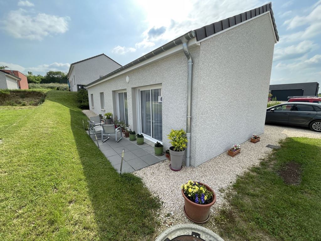Maison de plain pied NOIDANS LES VESOUL 940€ ROUGE IMMOBILIER Maison de plain pied NOIDANS LES VESOUL 940€ ROUGE IMMOBILIER