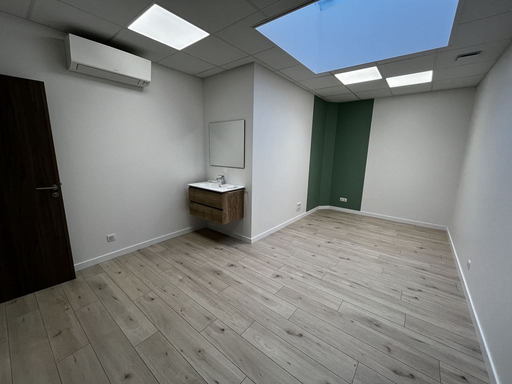 Appartement Local professionnel VESOUL 550€ ROUGE IMMOBILIER Appartement Local professionnel VESOUL 550€ ROUGE IMMOBILIER