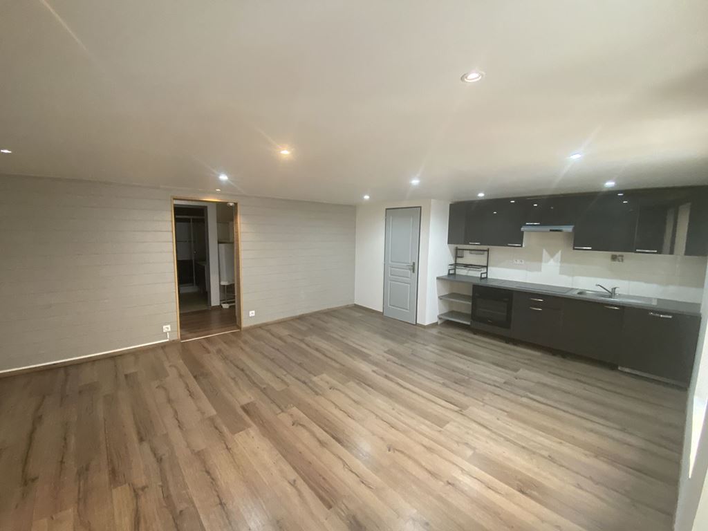 Appartement T2 VESOUL 485€ ROUGE IMMOBILIER