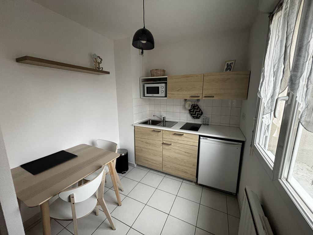 Appartement T1 VESOUL 395€ ROUGE IMMOBILIER