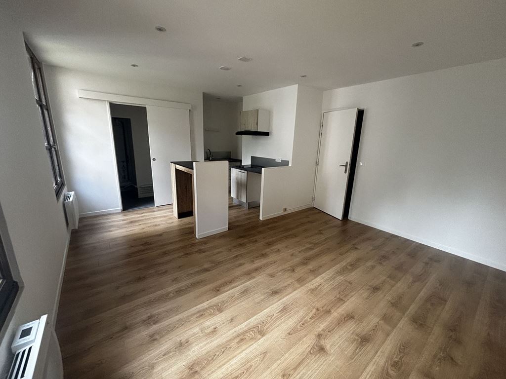 Appartement Studio VESOUL 350€ ROUGE IMMOBILIER Appartement Studio VESOUL 350€ ROUGE IMMOBILIER