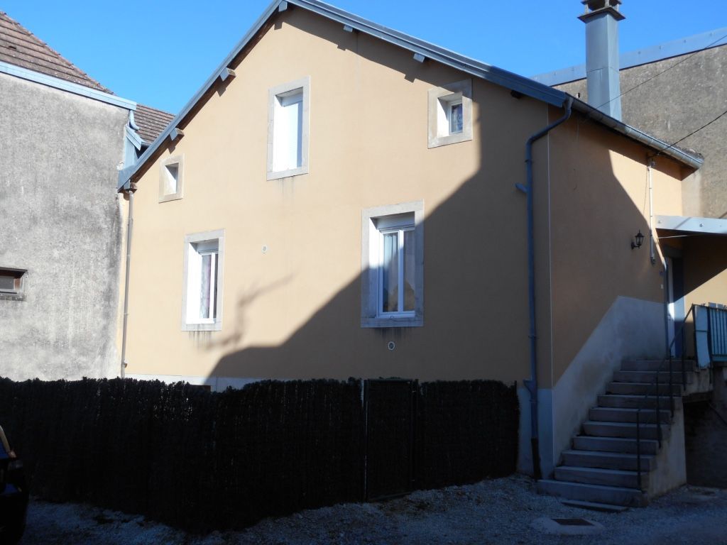Maison VESOUL 750€ ROUGE IMMOBILIER