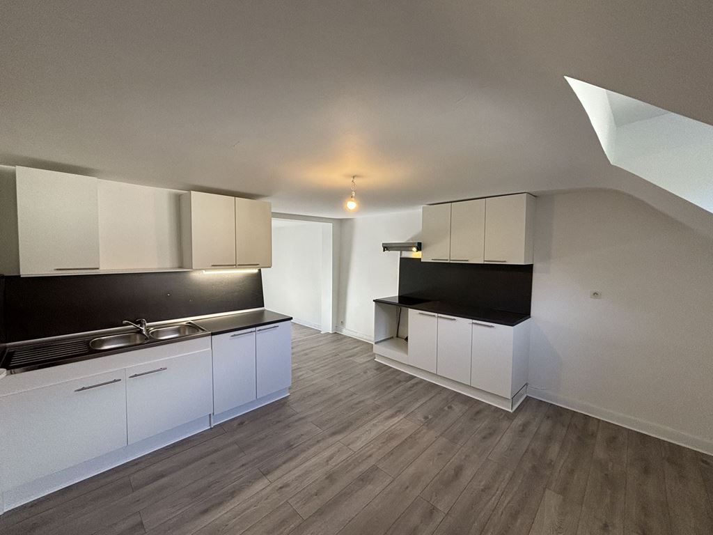 Appartement T2 VESOUL 480€ ROUGE IMMOBILIER Appartement T2 VESOUL 480€ ROUGE IMMOBILIER