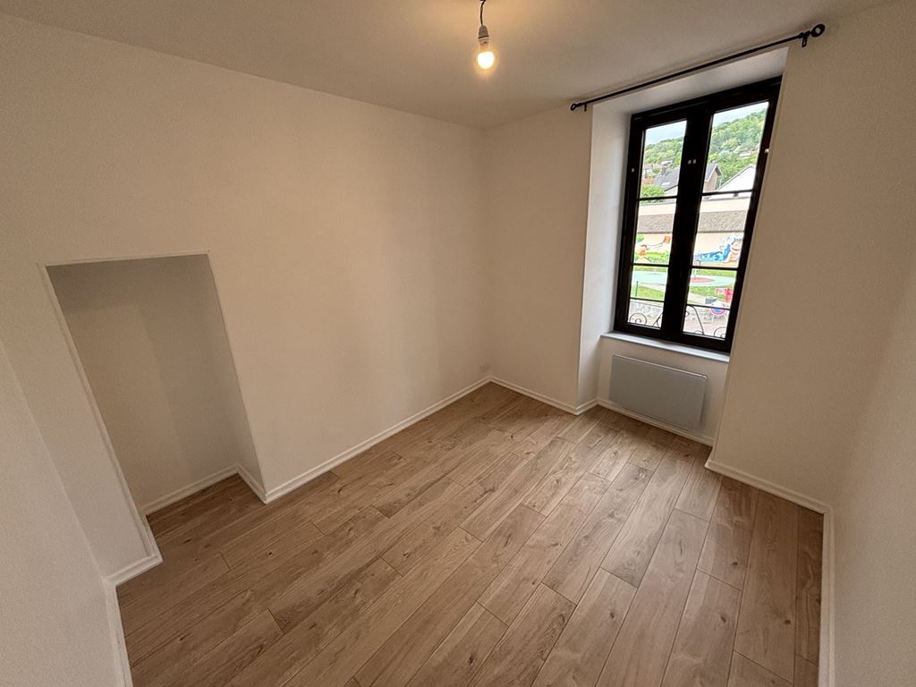 Appartement T3 ECHENOZ LA MELINE 495€ ROUGE IMMOBILIER Appartement T3 ECHENOZ LA MELINE 495€ ROUGE IMMOBILIER