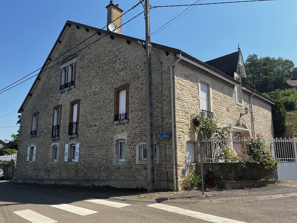 Appartement T6 COMBERJON 895€ ROUGE IMMOBILIER Appartement T6 COMBERJON 895€ ROUGE IMMOBILIER