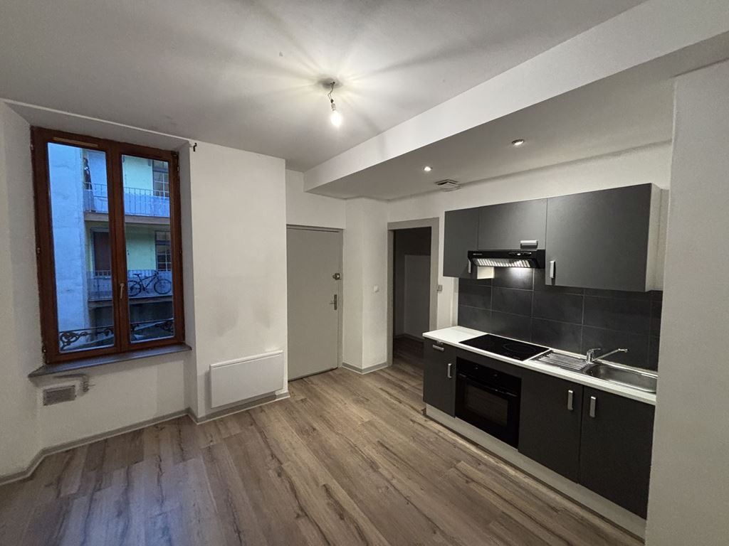 Appartement T3 VESOUL 80000€ ROUGE IMMOBILIER