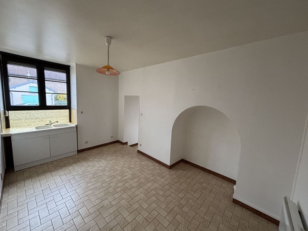 Appartement T2 ECHENOZ LA MELINE 440€ ROUGE IMMOBILIER Appartement T2 ECHENOZ LA MELINE 440€ ROUGE IMMOBILIER