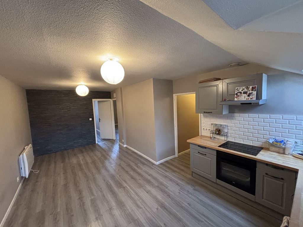 Appartement T3 VESOUL 525€ ROUGE IMMOBILIER Appartement T3 VESOUL 525€ ROUGE IMMOBILIER