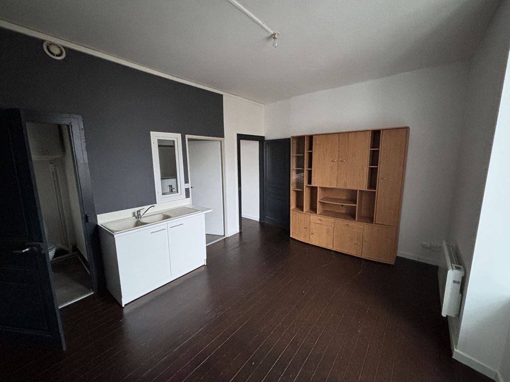 Appartement T1 VESOUL 370€ ROUGE IMMOBILIER