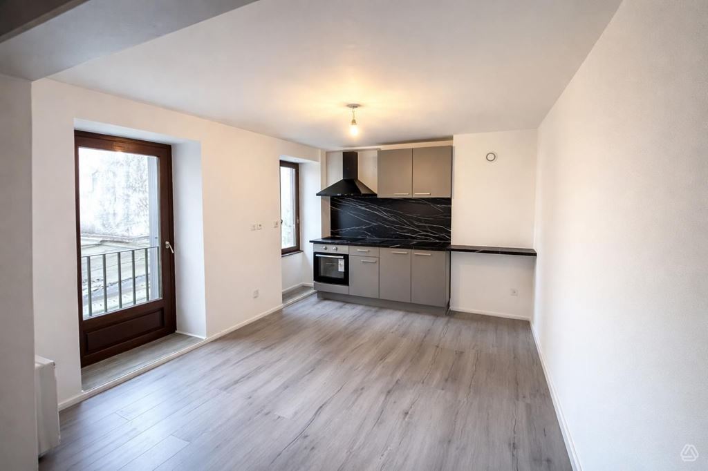 Appartement F2 bis VESOUL 495€ ROUGE IMMOBILIER Appartement F2 bis VESOUL 495€ ROUGE IMMOBILIER