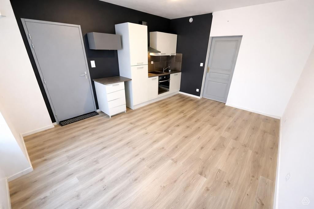 Appartement T2 ECHENOZ LA MELINE 450€ ROUGE IMMOBILIER Appartement T2 ECHENOZ LA MELINE 450€ ROUGE IMMOBILIER