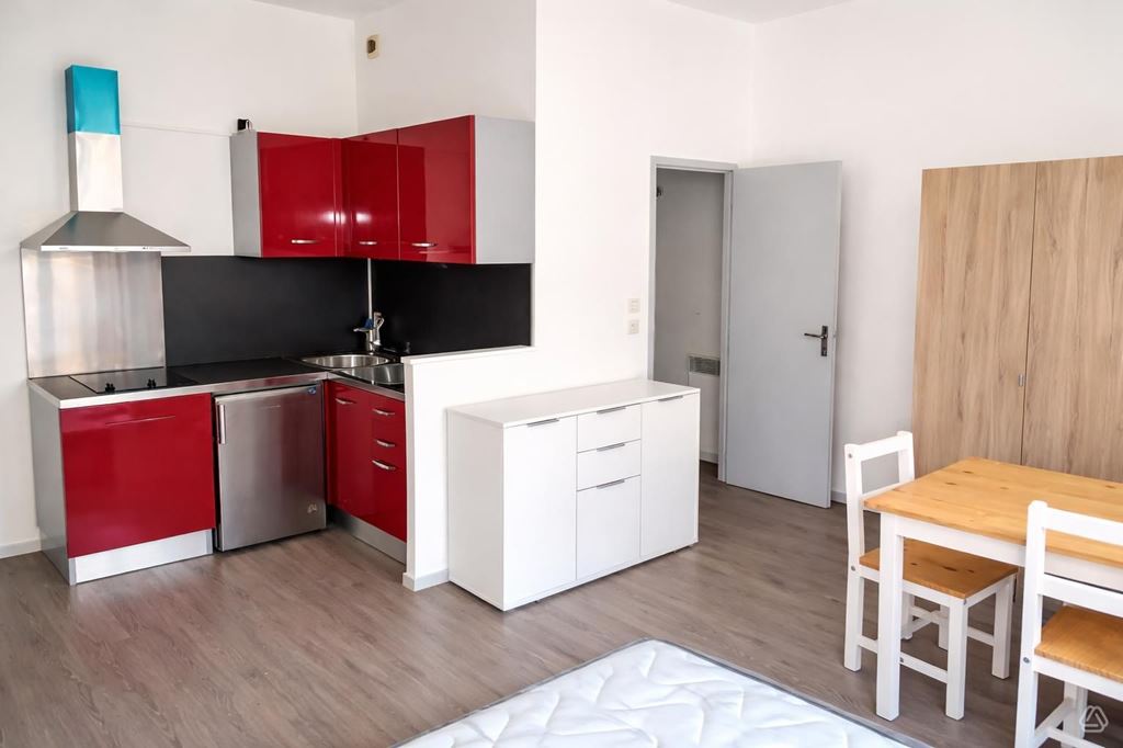 Appartement Studio VESOUL 350€ ROUGE IMMOBILIER