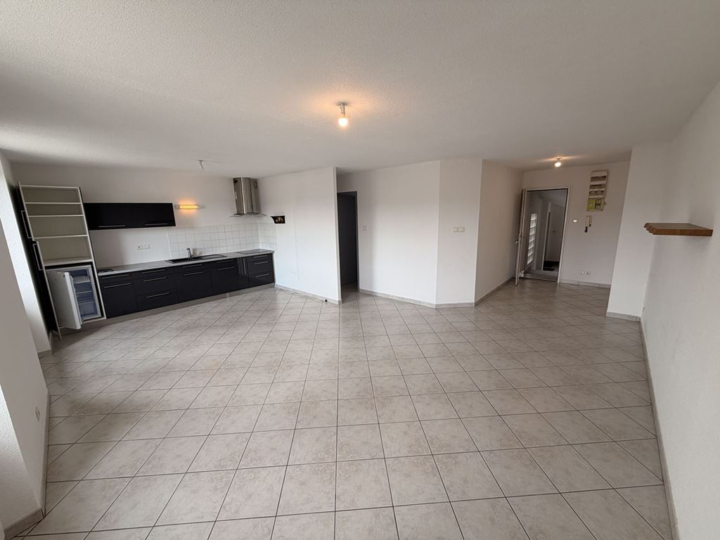 Appartement T2 VESOUL 425€ ROUGE IMMOBILIER Appartement T2 VESOUL 425€ ROUGE IMMOBILIER