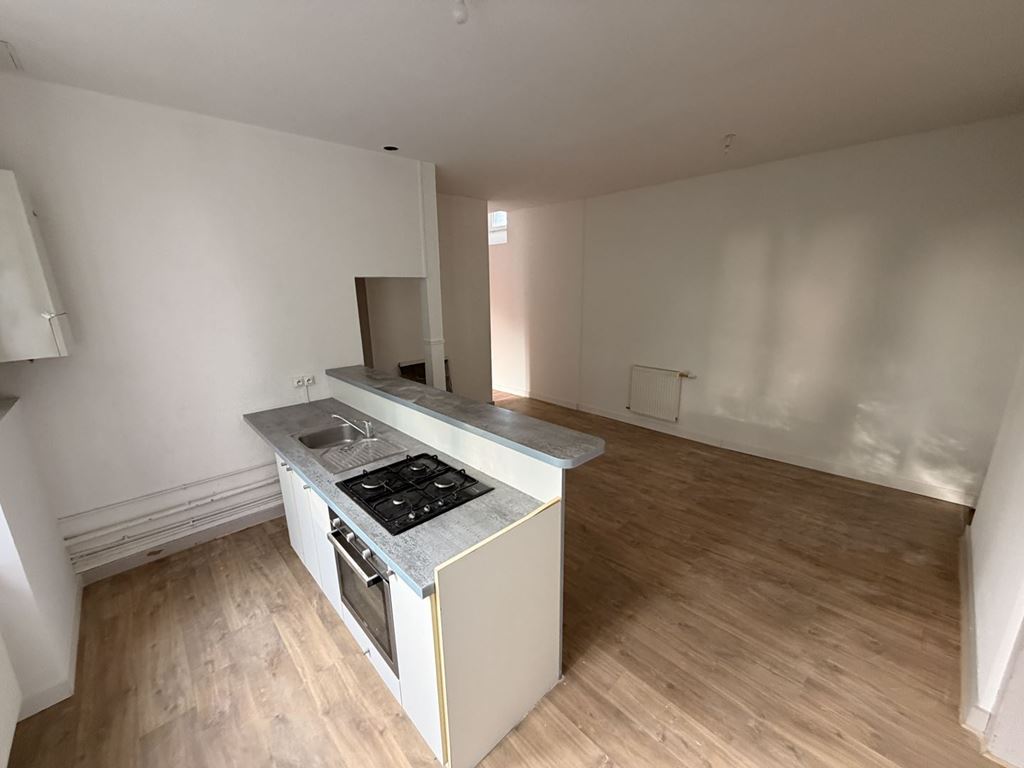 Appartement T3 VESOUL 590€ ROUGE IMMOBILIER Appartement T3 VESOUL 590€ ROUGE IMMOBILIER