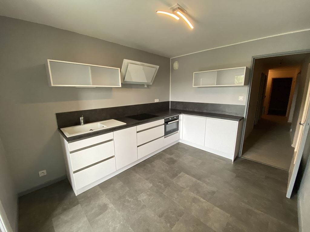 Appartement T4 VESOUL 95000€ ROUGE IMMOBILIER Appartement T4 VESOUL 95000€ ROUGE IMMOBILIER