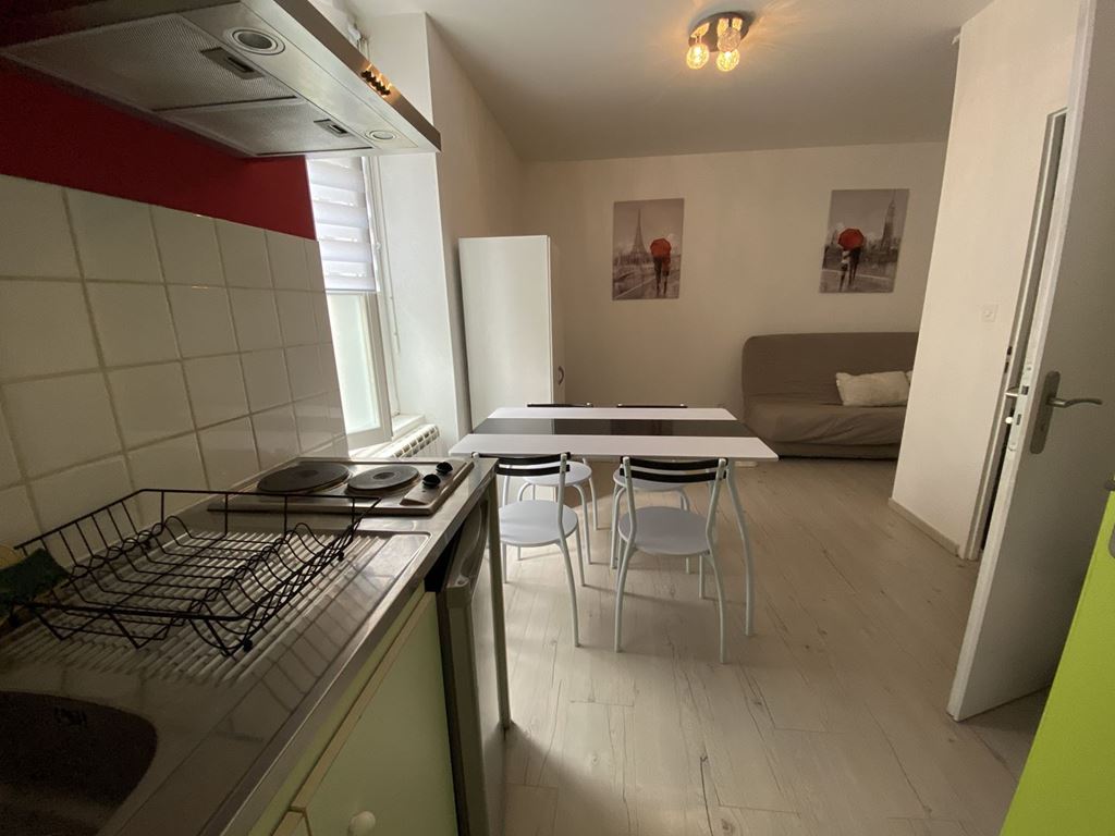 Appartement Studio VESOUL 370€ ROUGE IMMOBILIER