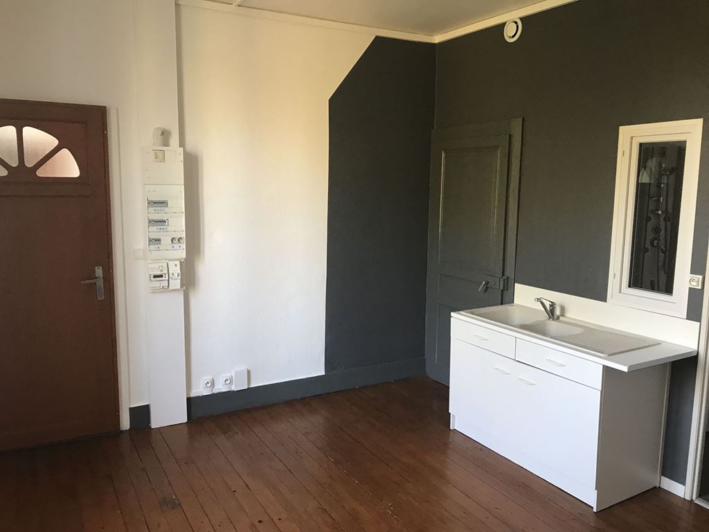 Appartement T1 VESOUL 340€ ROUGE IMMOBILIER Appartement T1 VESOUL 340€ ROUGE IMMOBILIER